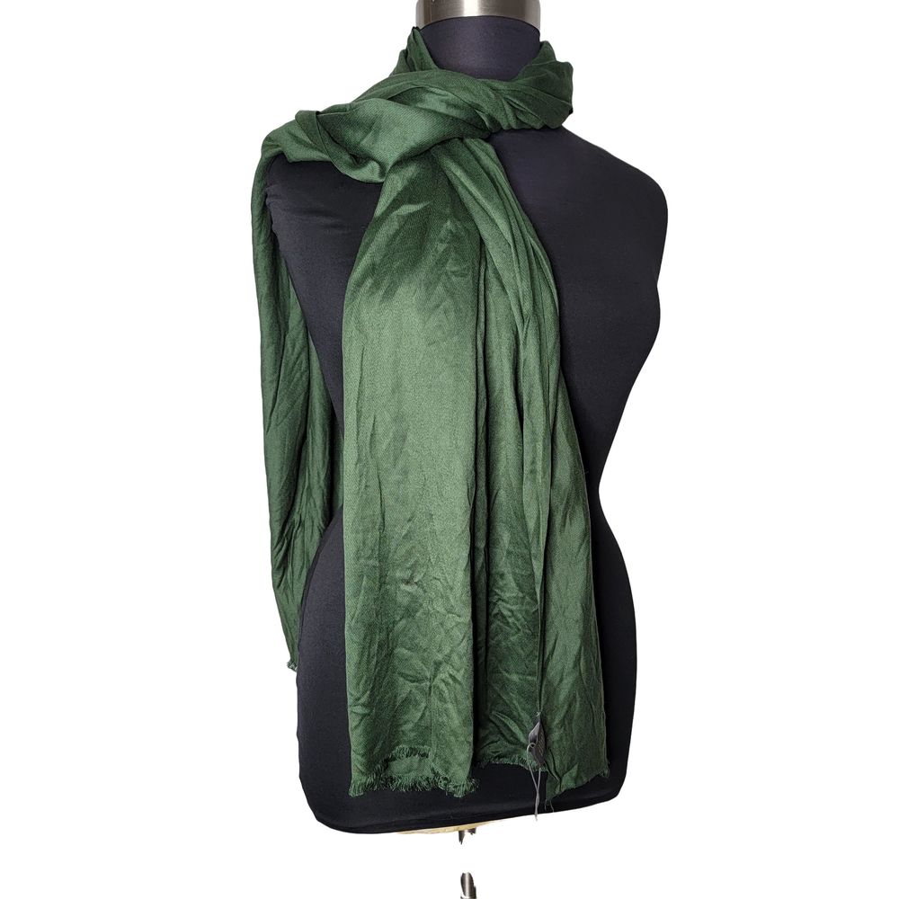 Vince Camuto Highland Green Viscose Scarf / Wrap